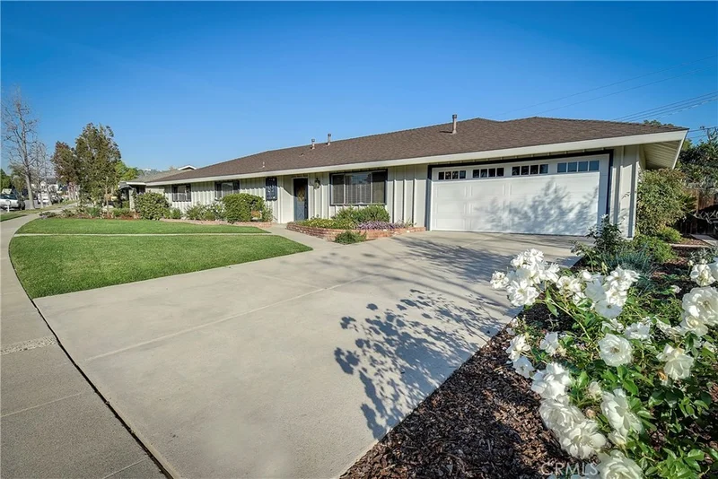 11592 Suburnas, North Tustin, CA 92705