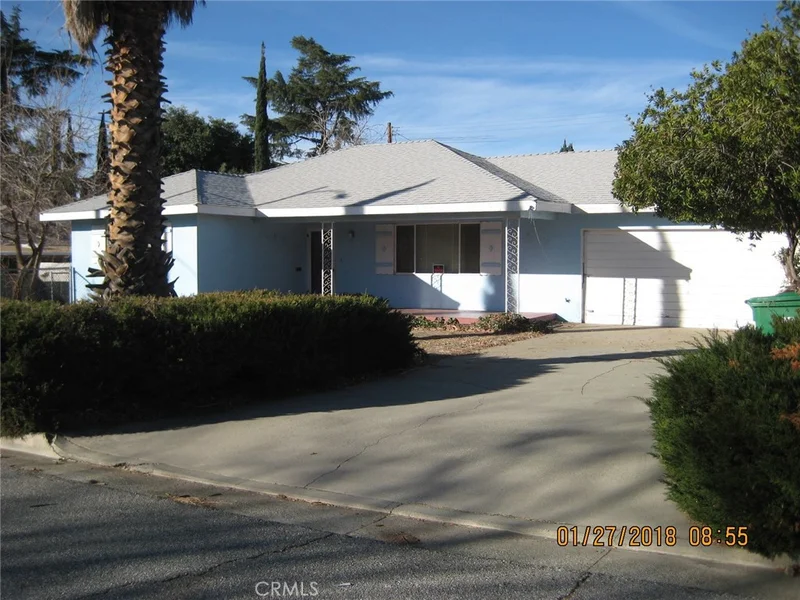 859 7th, Banning, CA 92220