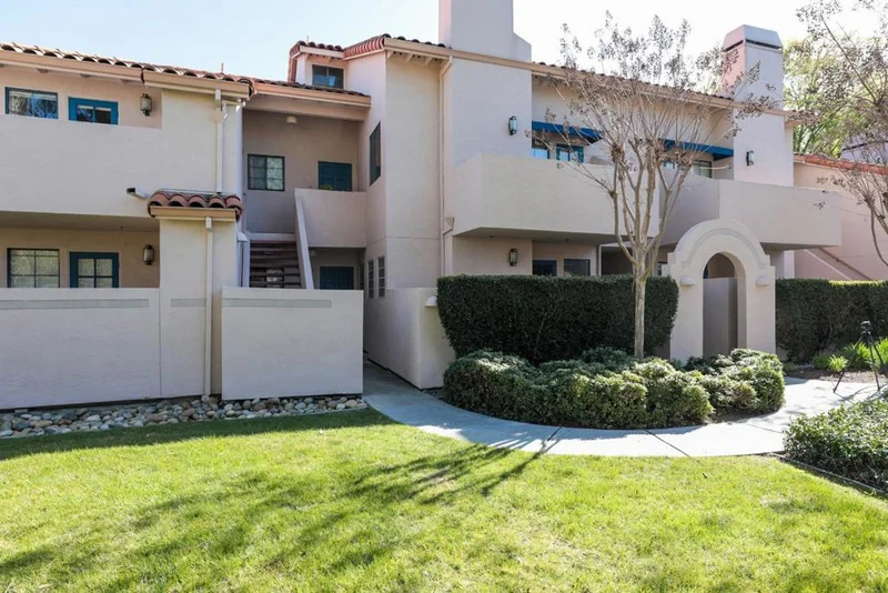 10165 Danube, Cupertino, CA 95014