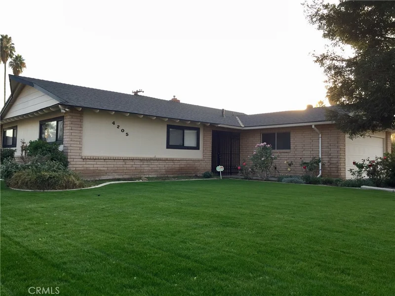 4205 Ridgemoor, Bakersfield, CA 93306