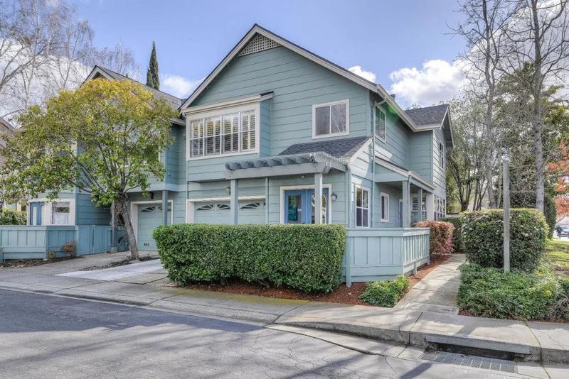 2291 Oaktree Drive, Mountain View, CA 94040