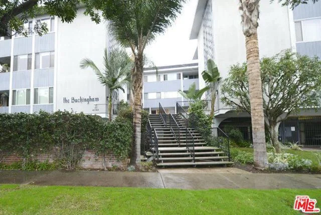 6150 Buckingham #207, Culver City, CA 90230