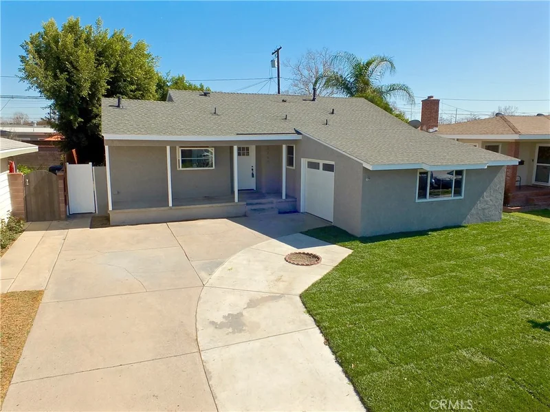 2740 Iroquois, Long Beach, CA 90815
