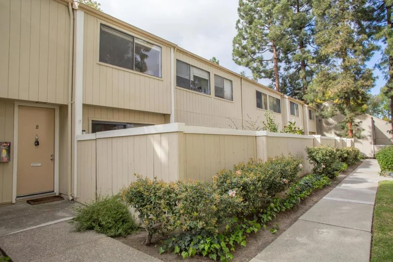 3017 Kaiser Drive B, Santa Clara, CA 95051