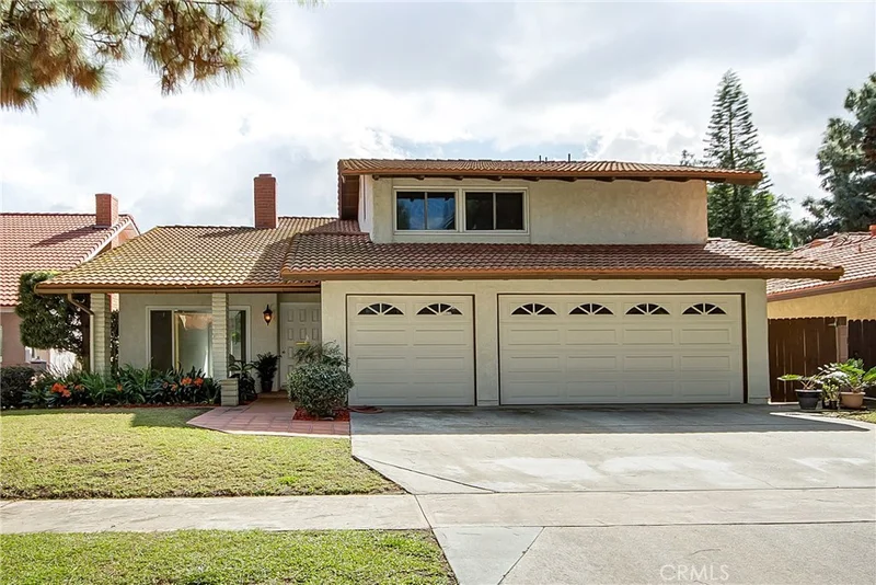 11910 Bos, Cerritos, CA 90703