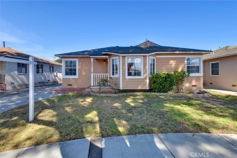 6223 Greenmeadow, Lakewood, CA 90713