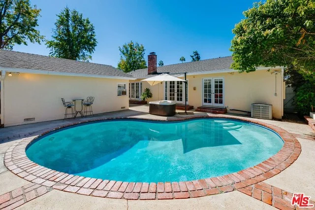 5432 Costello, Sherman Oaks, CA 91401