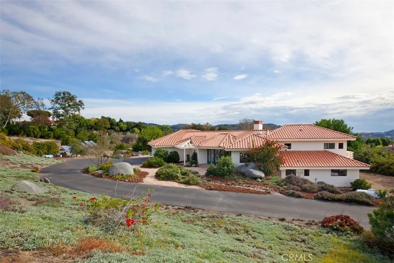 45670 El Prado, Temecula, CA 92590