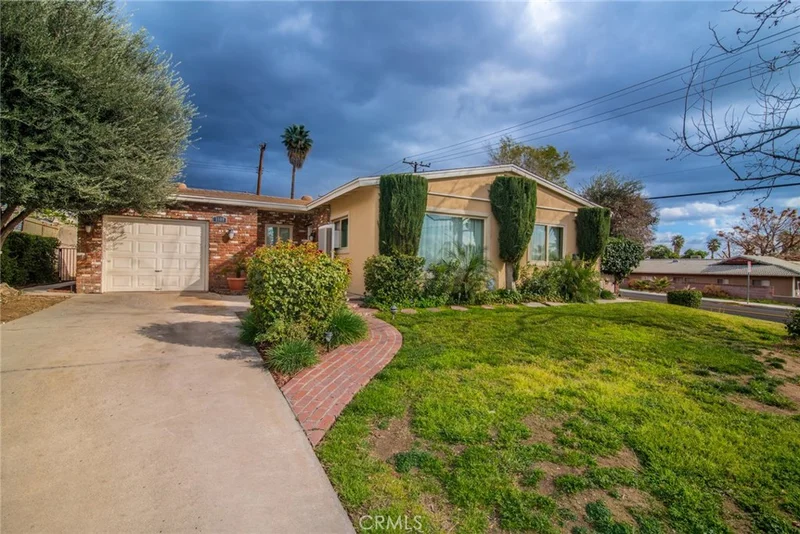 5589 Golondrina, San Bernardino, CA 92404