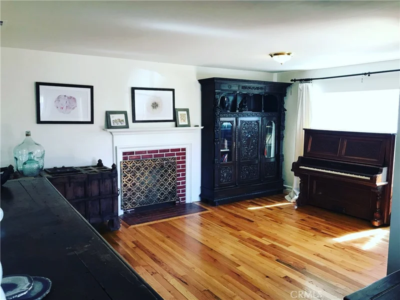 433 Elder, Claremont, CA 91711