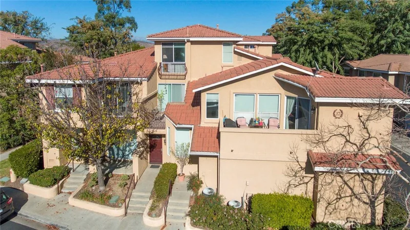 7731 Portofino, Anaheim Hills, CA 92808