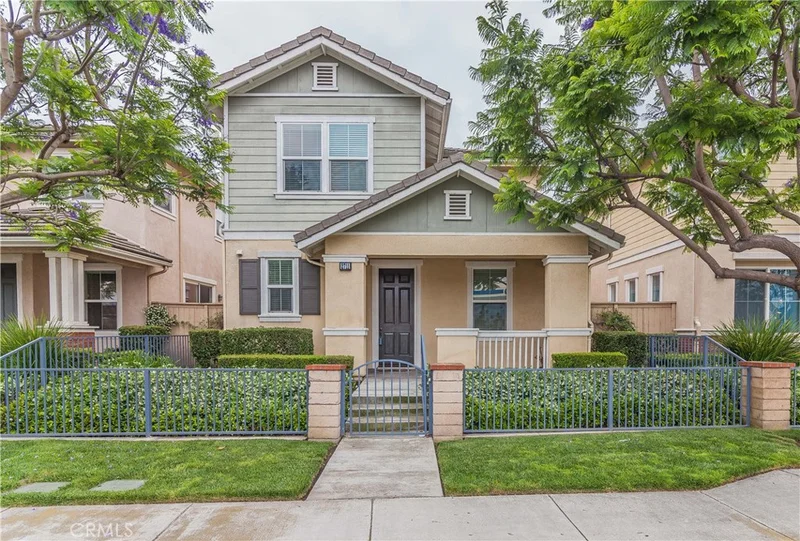 2711 Dumalski, Lakewood, CA 90712