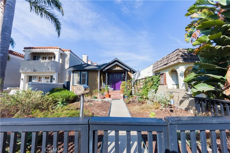 613 Huntington, Huntington Beach, CA 92648