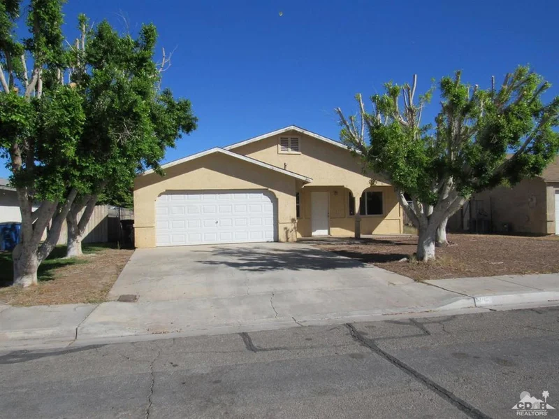 893 Vista Sunrise, Blythe, CA 92225