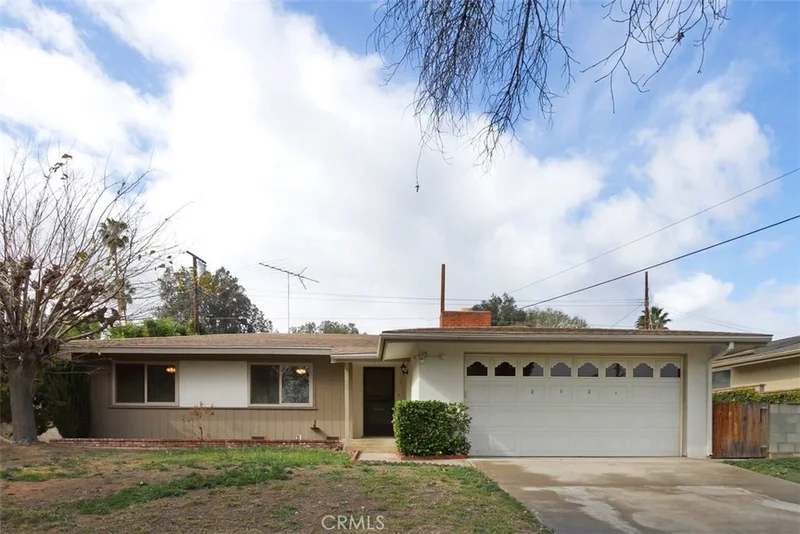 6187 Soledad, Riverside, CA 92504