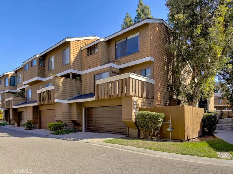 8656 Meadow Brook #201, Garden Grove, CA 92844