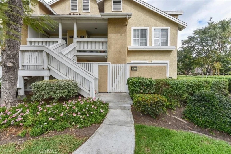 62 Greenfield #67, Irvine, CA 92614