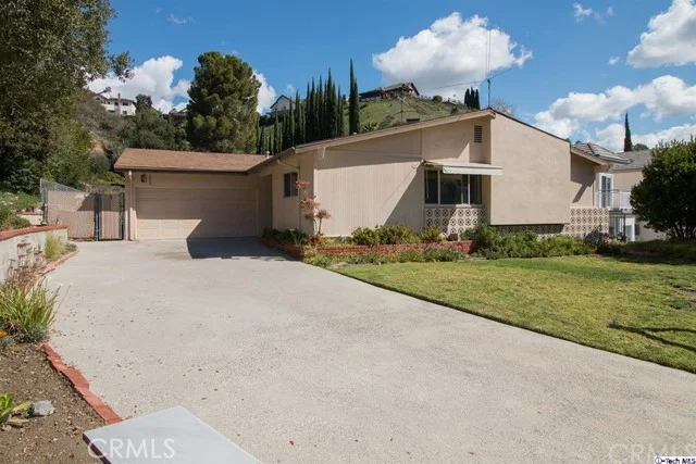 1860 Greenbriar, Glendale, CA 91207