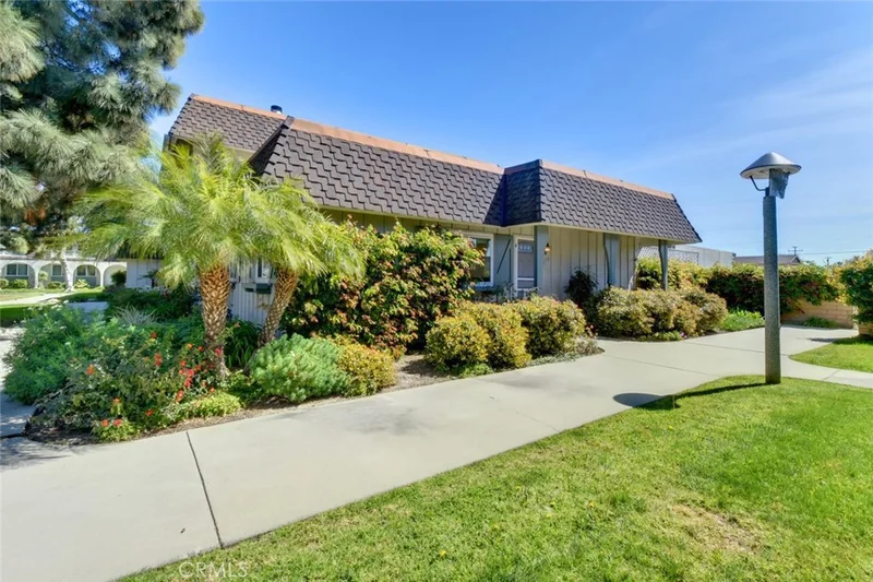 4176 Elizabeth, Cypress, CA 90630