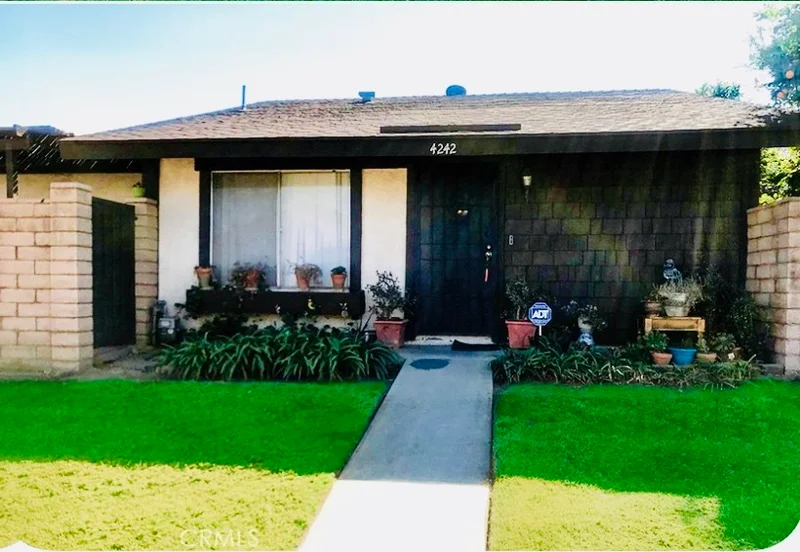 4242 Kingsbury, Riverside, CA 92503