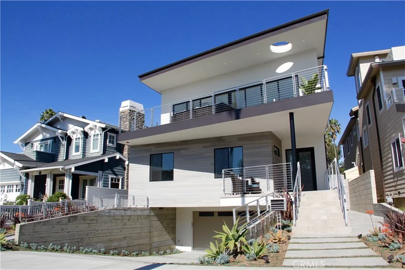 619 Knob Hill, Redondo Beach, CA 90277