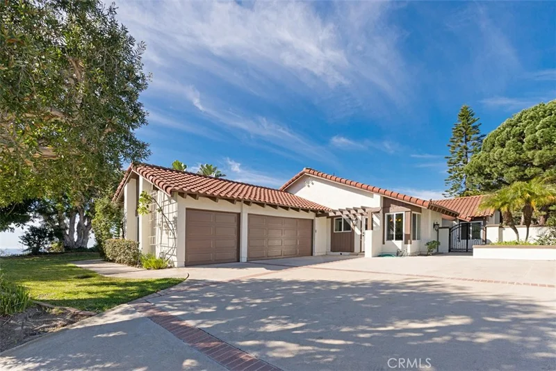 101 Via Zapata, San Clemente, CA 92672
