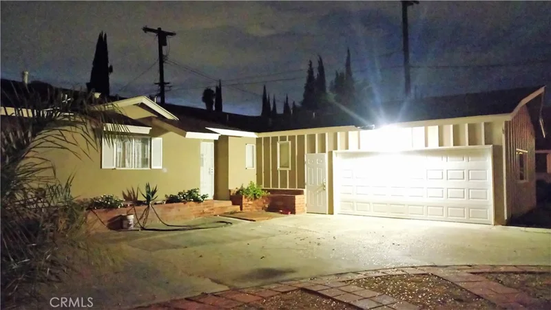6191 Streeter, Riverside, CA 92504