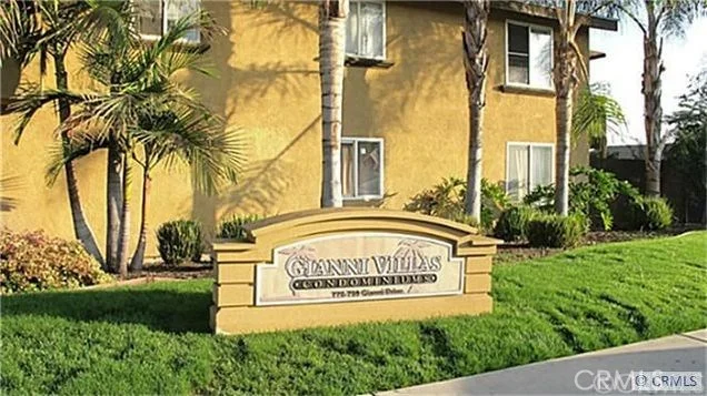 779 Gianni #202, Corona, CA 92879