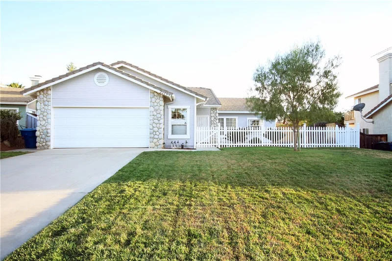22795 Hunwut, Wildomar, CA 92595