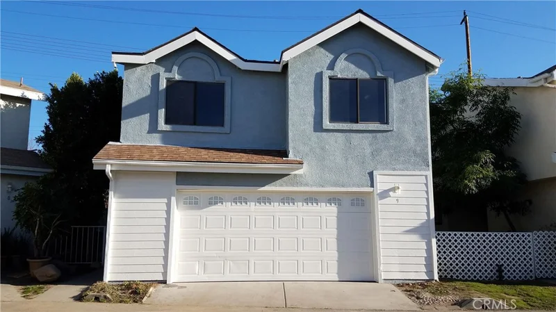 11233 Borden #9, Pacoima, CA 91331
