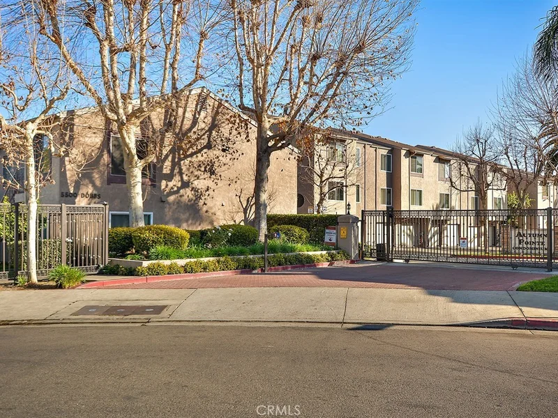 5500 Dobbs #2, Los Angeles, CA 90032