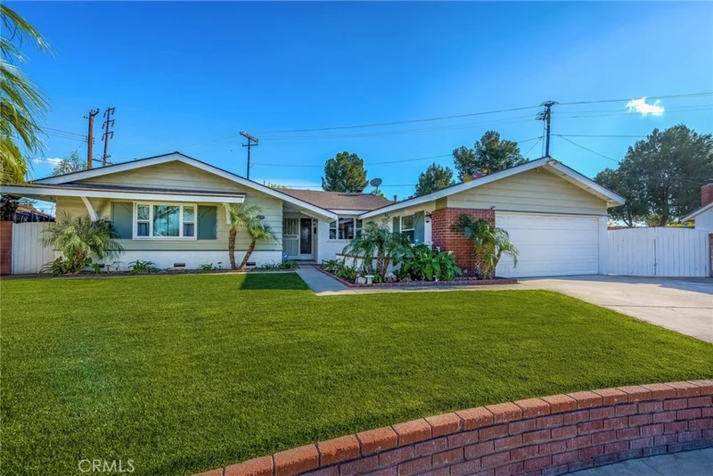 420 Redwood, Orange, CA 92865
