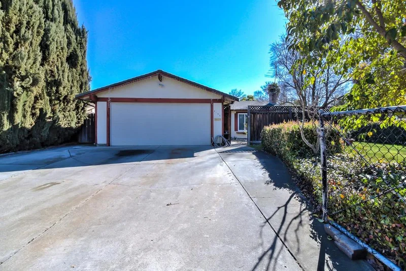 4196 Ridgebrook, San Jose, CA 95111