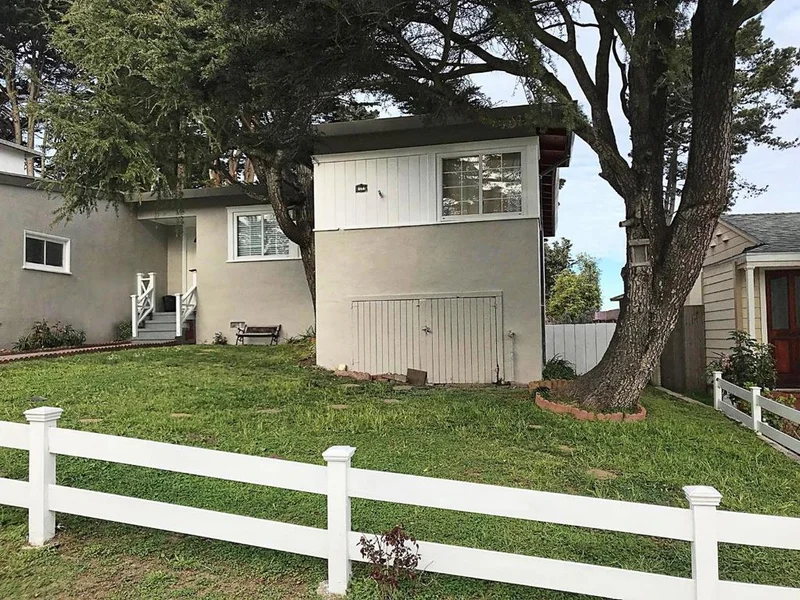 864 87th, Daly City, CA 94015