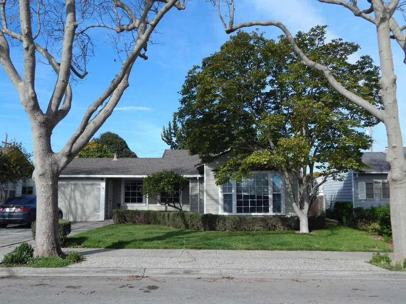 1236 Prune, Hollister, CA 95023