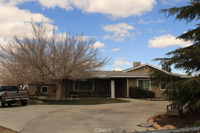 18444 Fairburn, Hesperia, CA 92345