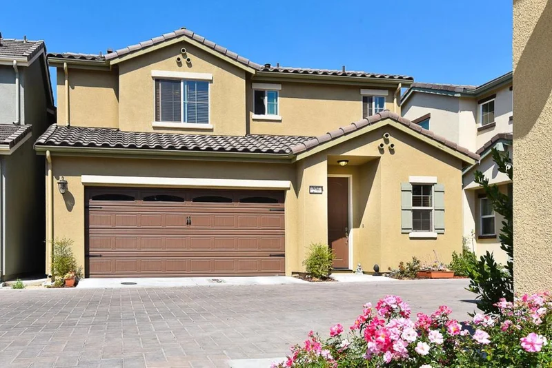 276 Slate, Hollister, CA 95023