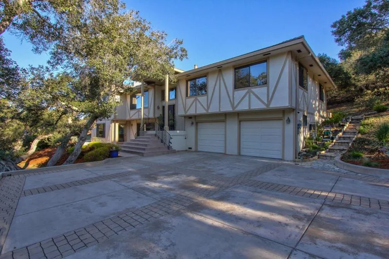 18421 Berta Ridge, Salinas, CA 93907