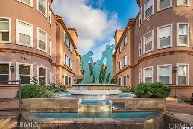 414 Valencia #201, Burbank, CA 91501