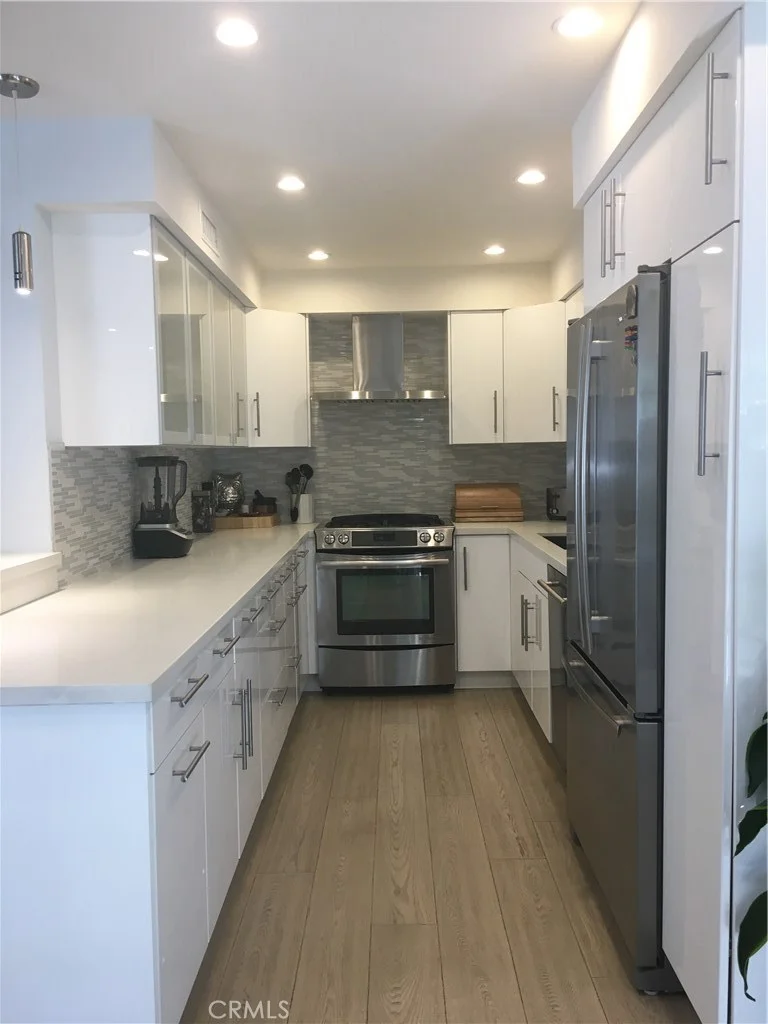 11818 Moorpark #W, Studio City, CA 91604