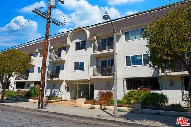 2721 2nd #218, Santa Monica, CA 90405