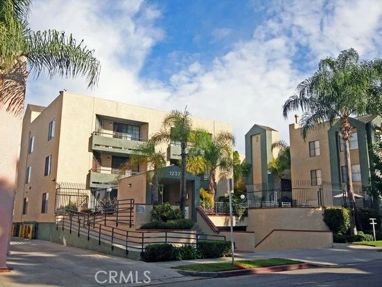 1237 6th #307, Long Beach, CA 90802