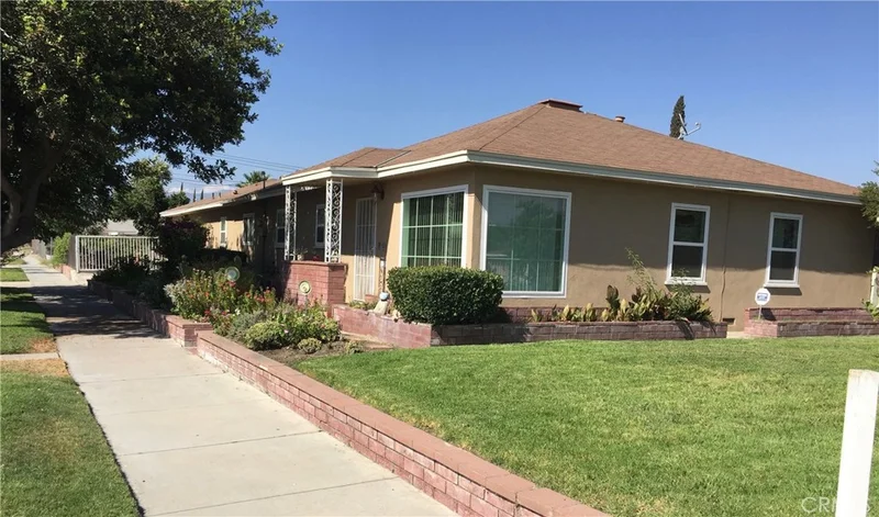 910 10th, Colton, CA 92324