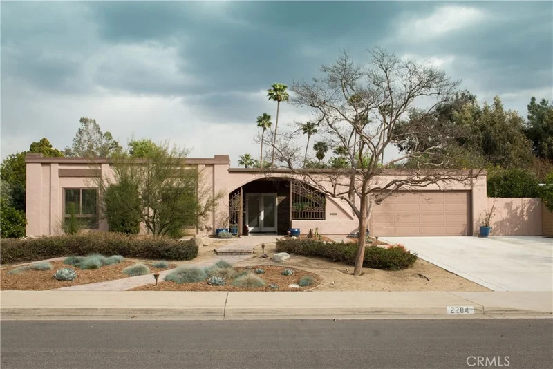 2284 La Paz, Claremont, CA 91711
