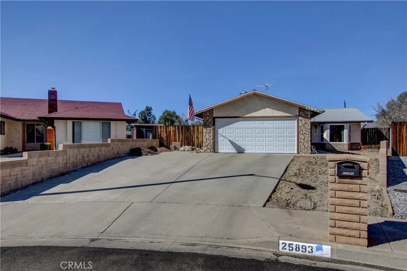 25893 Visalia, Hemet, CA 92544