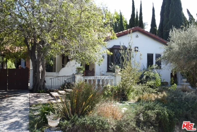 10334 Ilona, Los Angeles, CA 90064