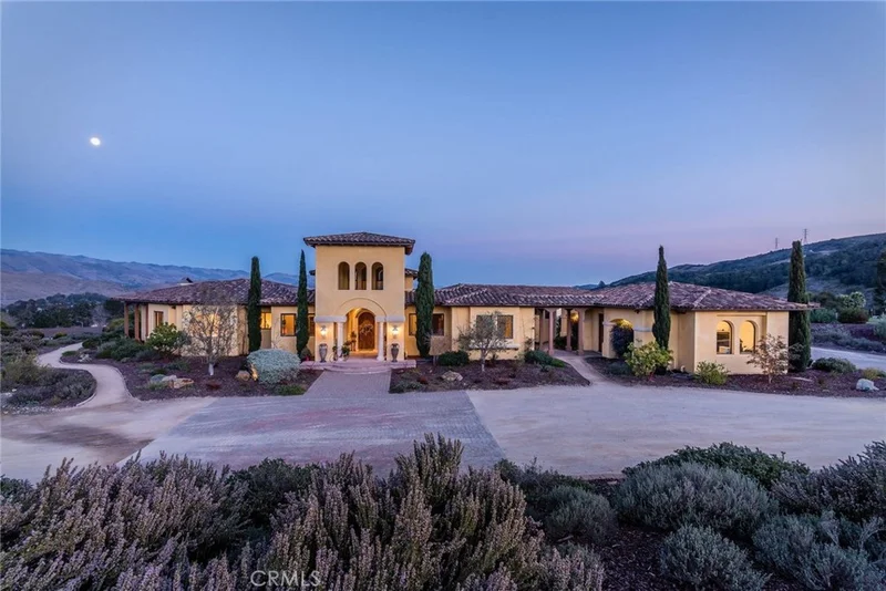 1875 Diablo Drive, San Luis Obispo, CA 93405
