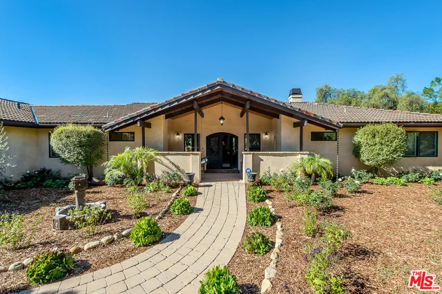 1127 Camino Manadero, Santa Barbara, CA 93111