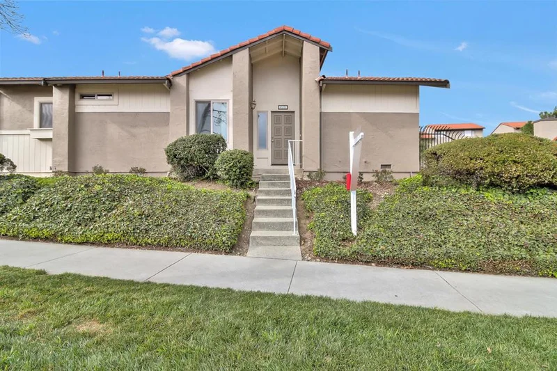 421 Branham, San Jose, CA 95111