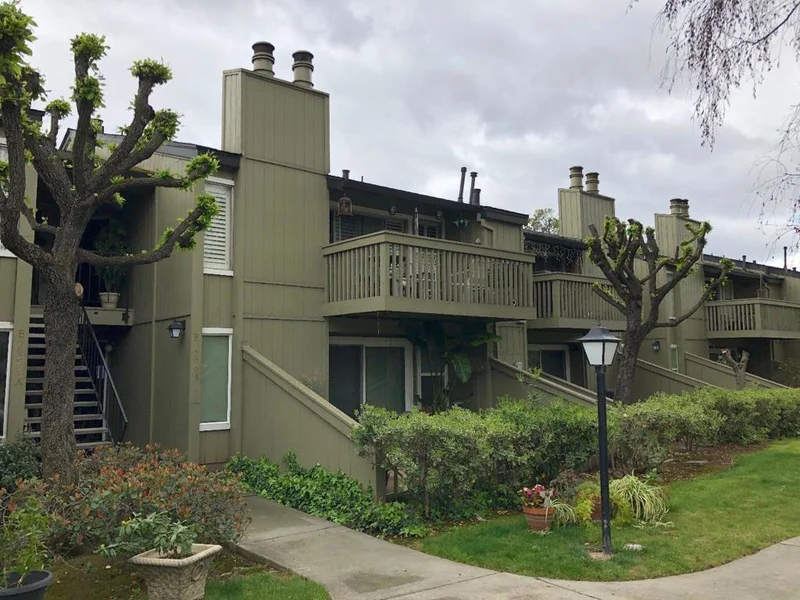 2296 Almaden #A, San Jose, CA 95125